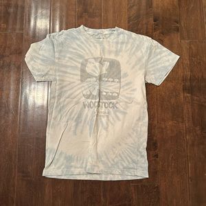 Soft Abercrombie and Fitch relaxed vintage woodstock T shirt